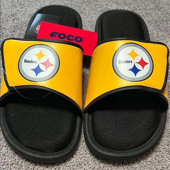 Steelers Men\'s Slide Sandals - Black and Yellow